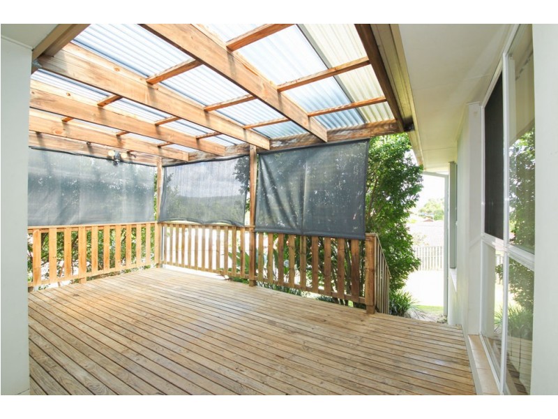 6 Cobbler Place, Pacific Pines QLD 4211