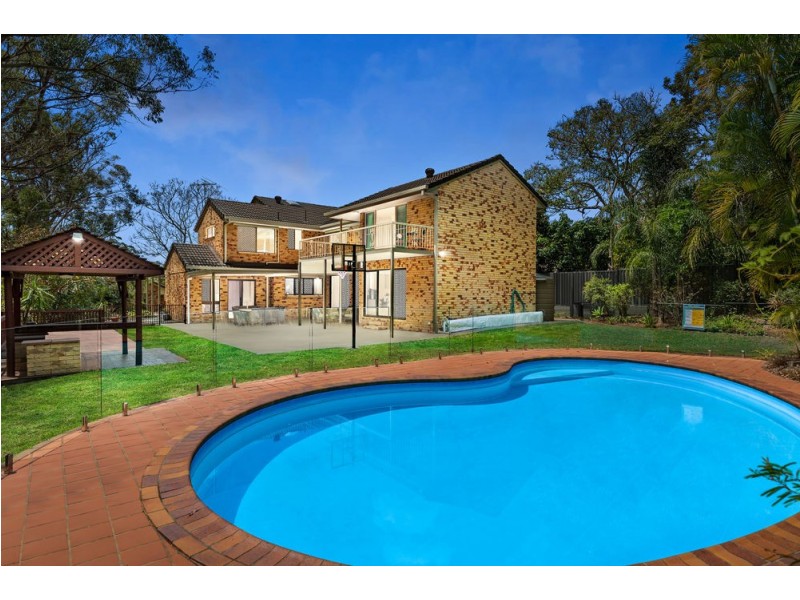 4 Cornwall Close (Private street at 30 Dorset Drive), Springwood QLD 4127