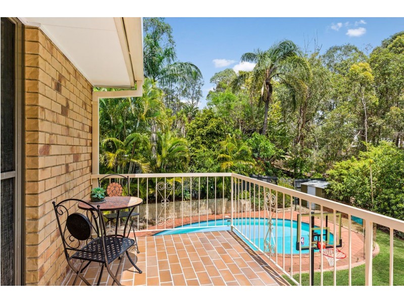 4 Cornwall Close (Private street at 30 Dorset Drive), Springwood QLD 4127