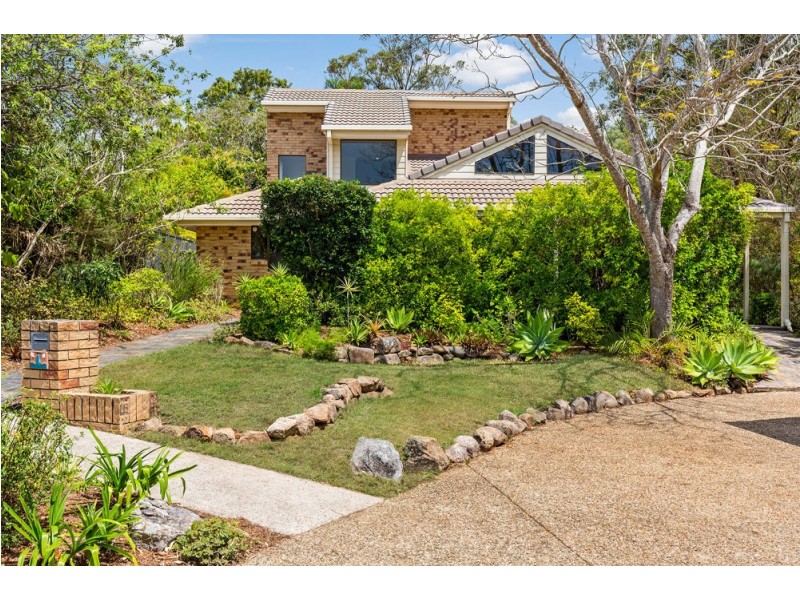 4 Cornwall Close (Private street at 30 Dorset Drive), Springwood QLD 4127