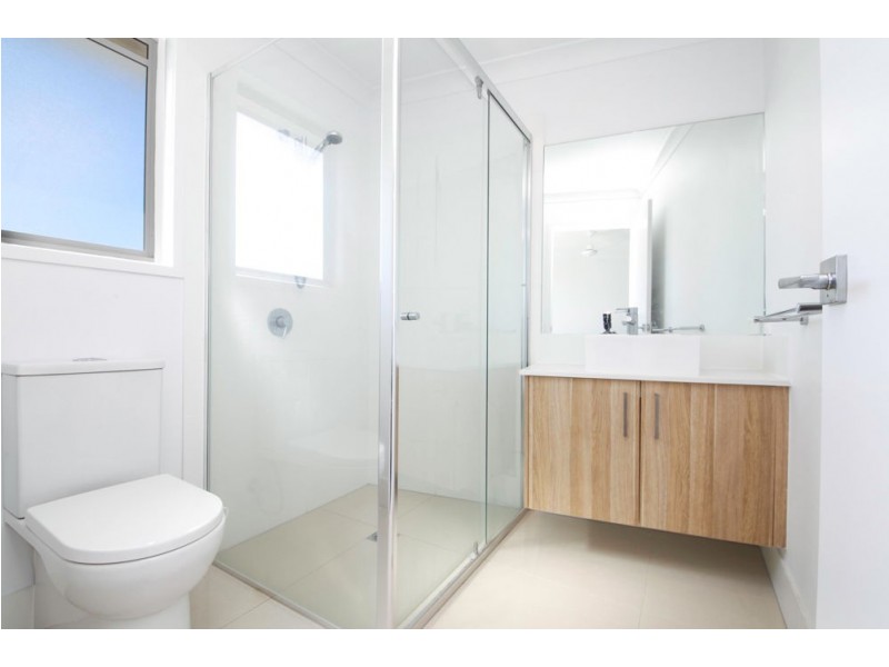 7/16 Bottle Brush Circuit, Coomera QLD 4209