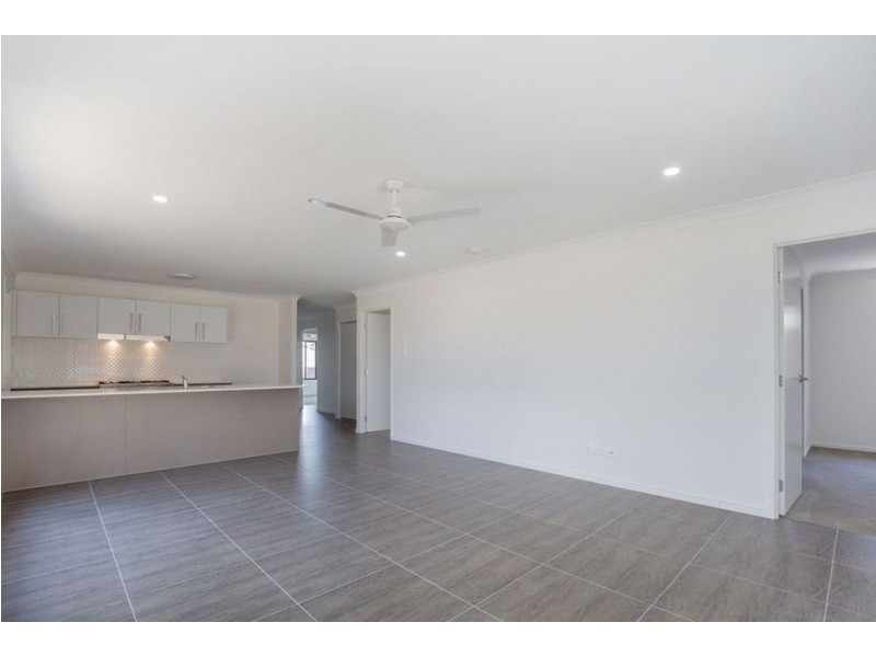 35 Moorinya Circuit, Pimpama QLD 4209
