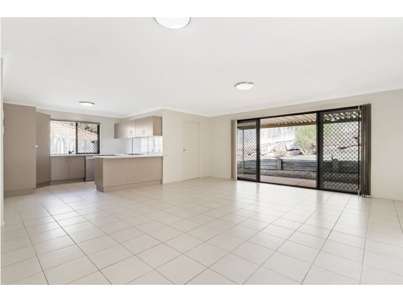 38 Mossman Parade, Waterford QLD 4133