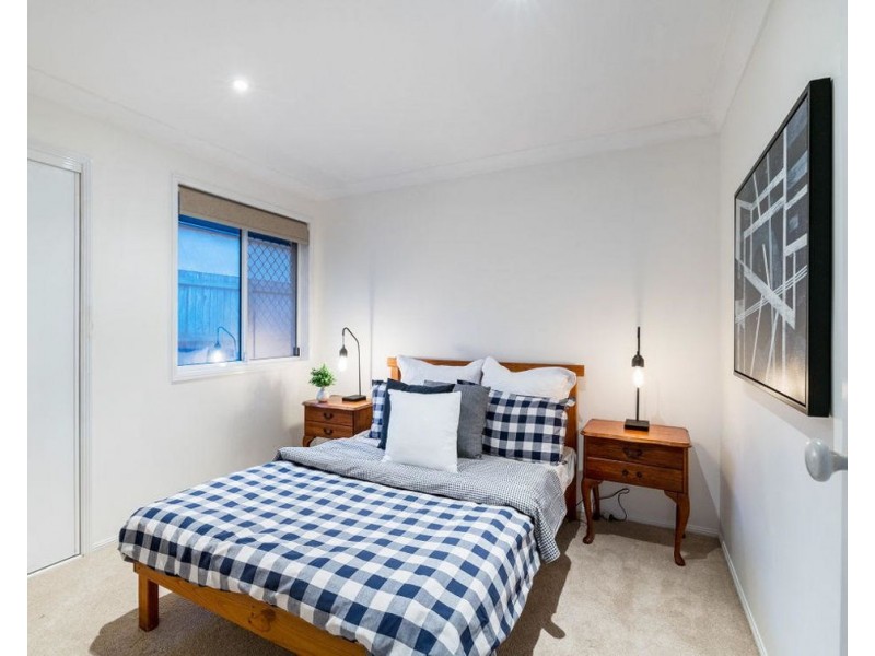 16 Tuberose Pl, Calamvale QLD 4116