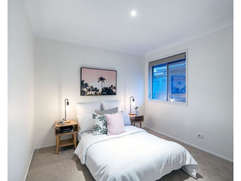 16 Tuberose Pl, Calamvale QLD 4116