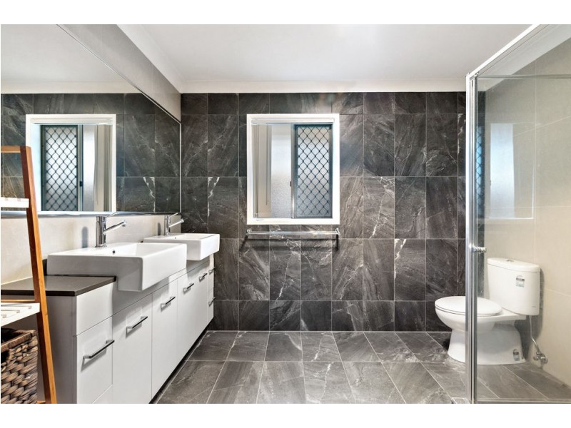 14 Shale Avenue, Logan Reserve QLD 4133
