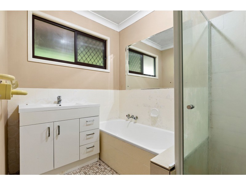 24 Antares Avenue, Kingston QLD 4114