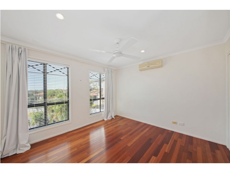 5 Moonda Court, Helensvale QLD 4212