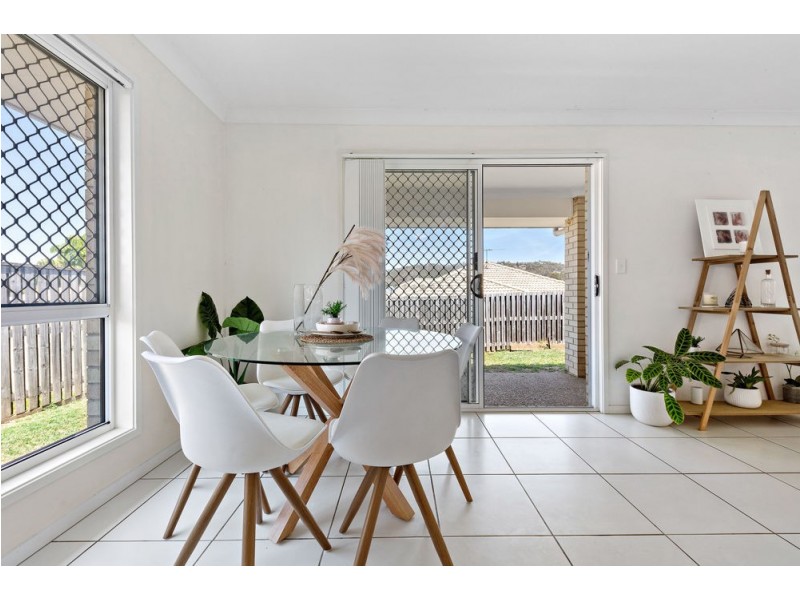 34 Sunridge Circuit, Bahrs Scrub QLD 4207