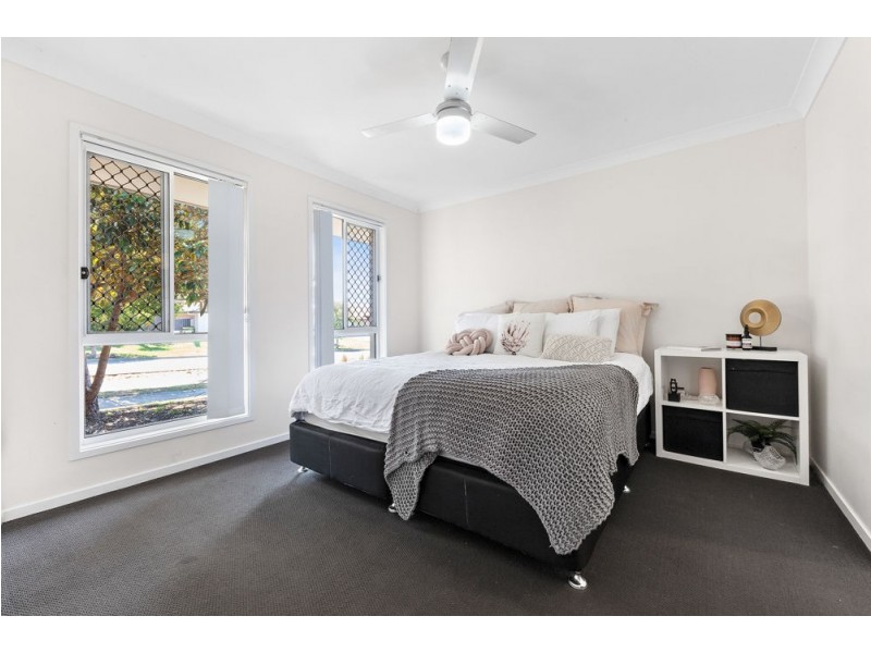 34 Sunridge Circuit, Bahrs Scrub QLD 4207