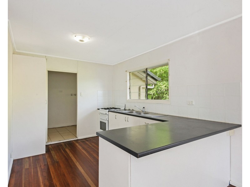 22 Avoca Street, Woodridge QLD 4114