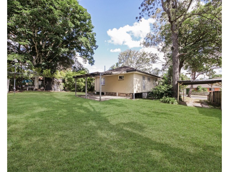22 Avoca Street, Woodridge QLD 4114