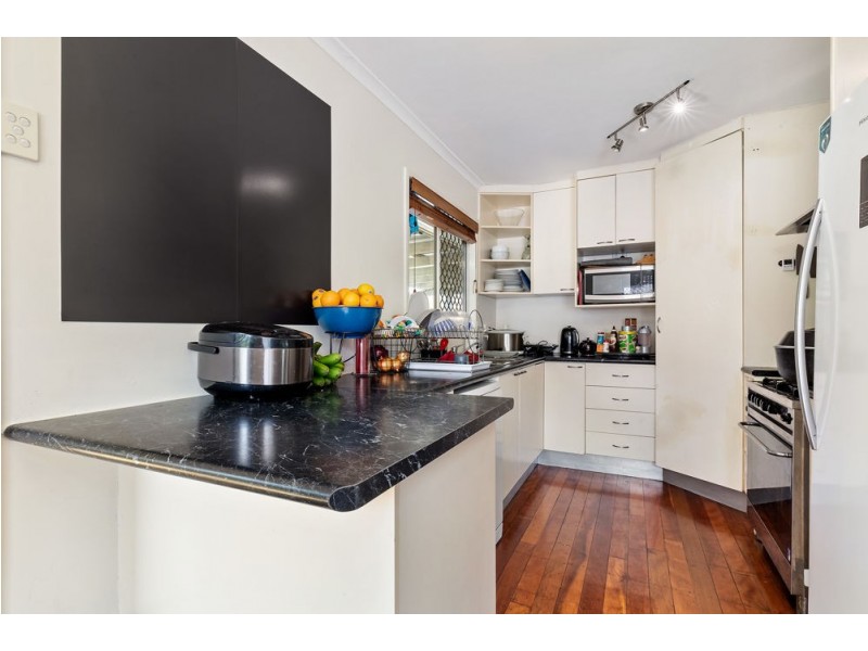 8 Louden Street, Woodridge QLD 4114
