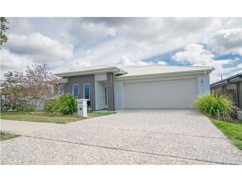 20 Mount Barney Crescent, Park Ridge QLD 4125