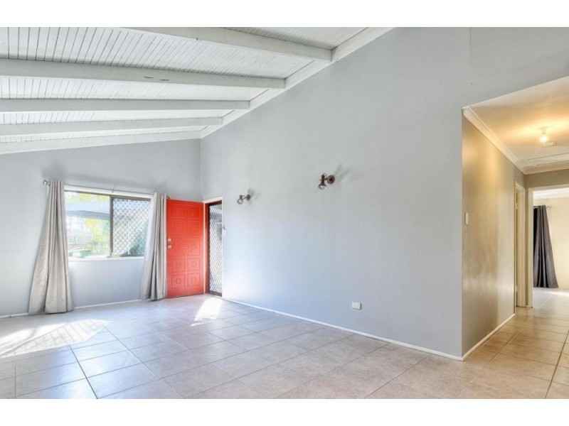 31 Monash Road, Loganlea QLD 4131