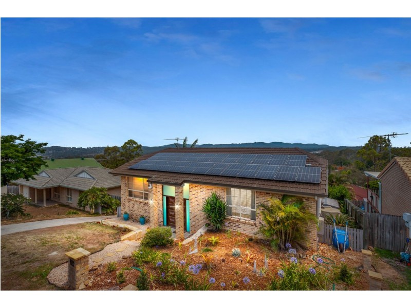 93 Overland Drive, Edens Landing QLD 4207