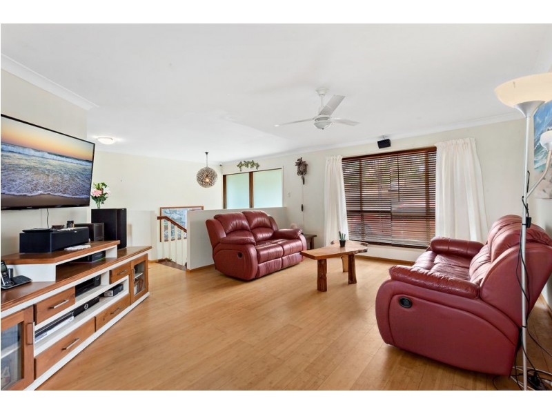 93 Overland Drive, Edens Landing QLD 4207