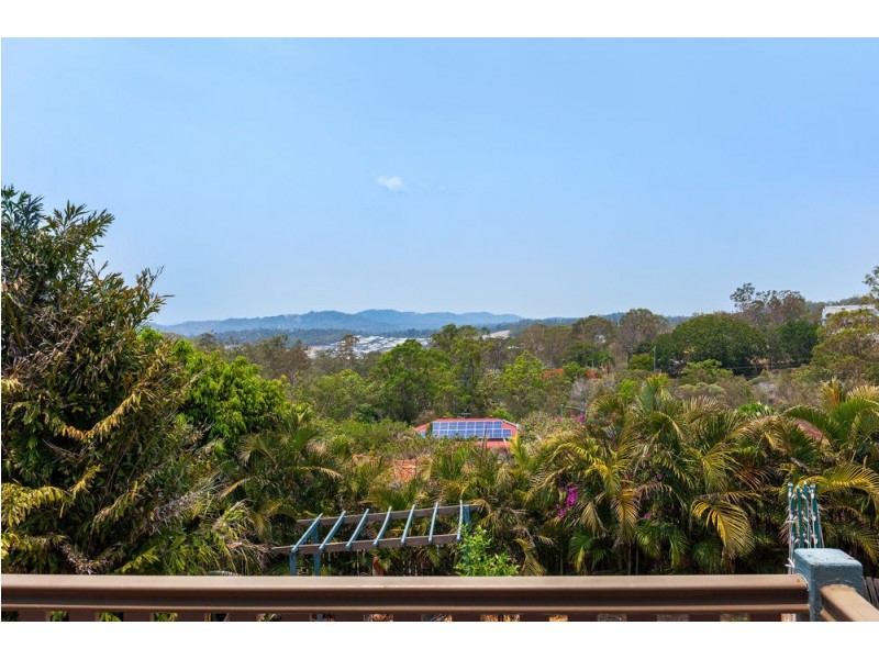 93 Overland Drive, Edens Landing QLD 4207