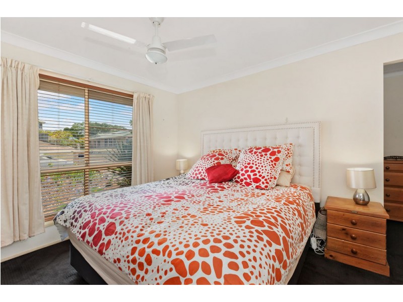 93 Overland Drive, Edens Landing QLD 4207