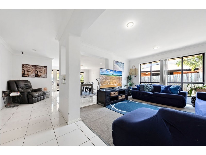 5 Ainslie Street, Marsden QLD 4132