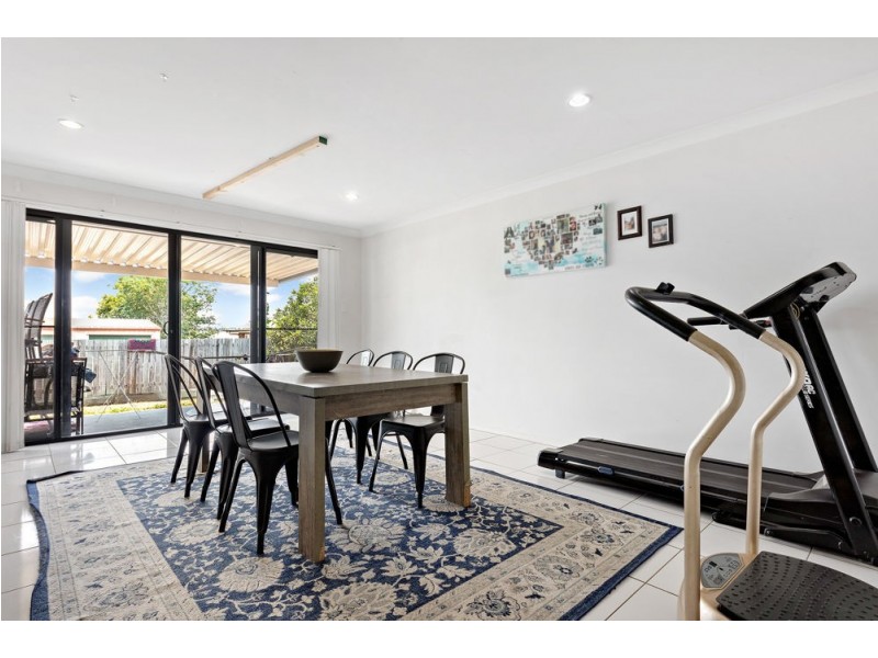 5 Ainslie Street, Marsden QLD 4132