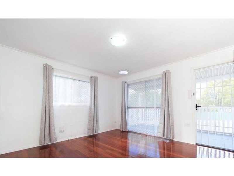 60 Ewing Road, Woodridge QLD 4114