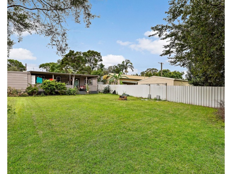 25 Bruce Road, Woodridge QLD 4114