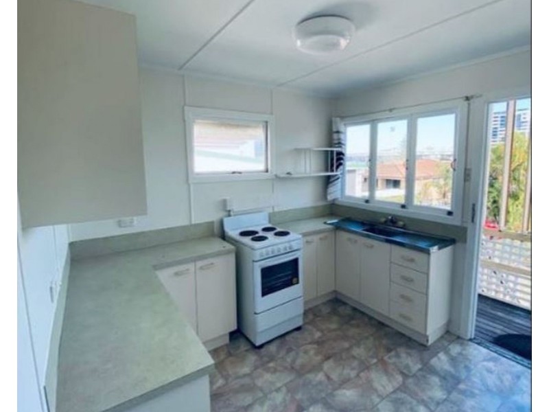 2/16 Elfin Street, East Brisbane QLD 4169