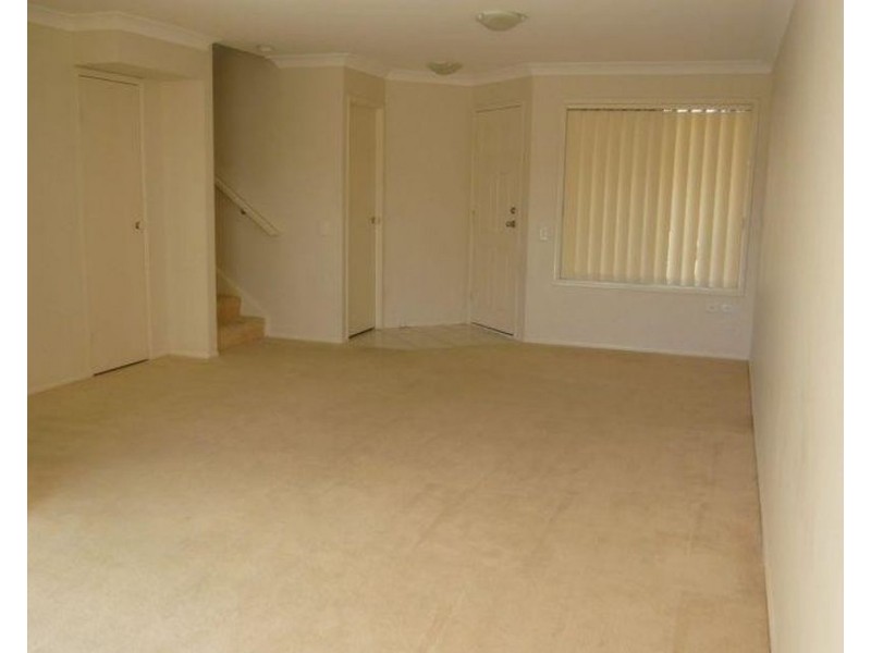 3/2 Bos Drive, Coomera QLD 4209