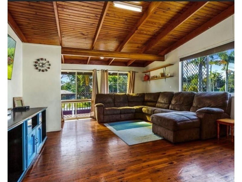 35 Coral St, Loganlea QLD 4131