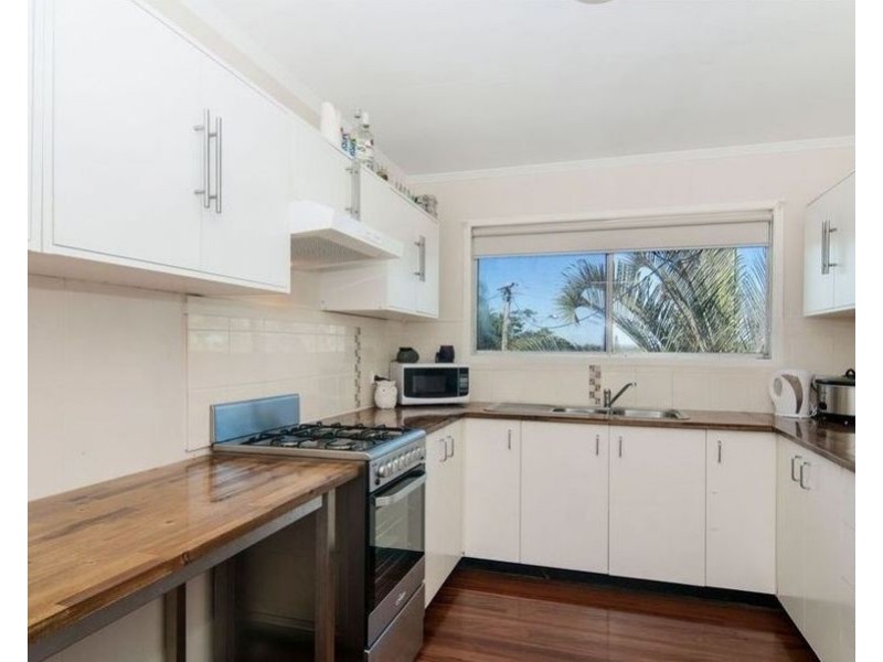 6 Perth St, Kingston QLD 4114