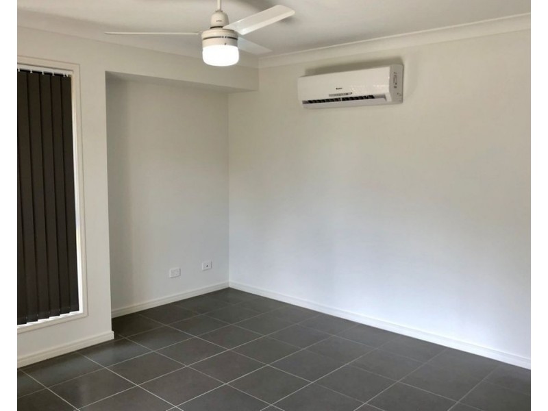 2/3 Sunrise Ct, Loganlea QLD 4131