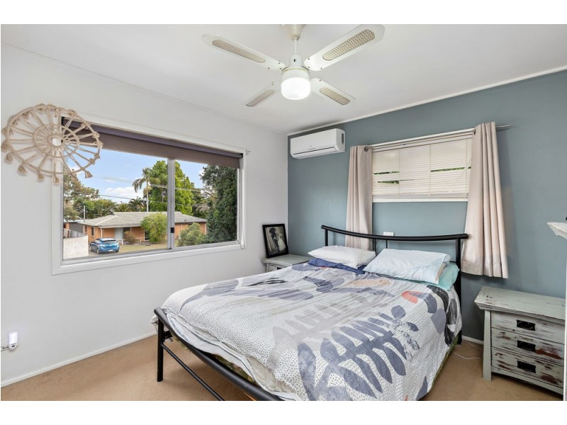 11 Narrawong Street, Rochedale South QLD 4123