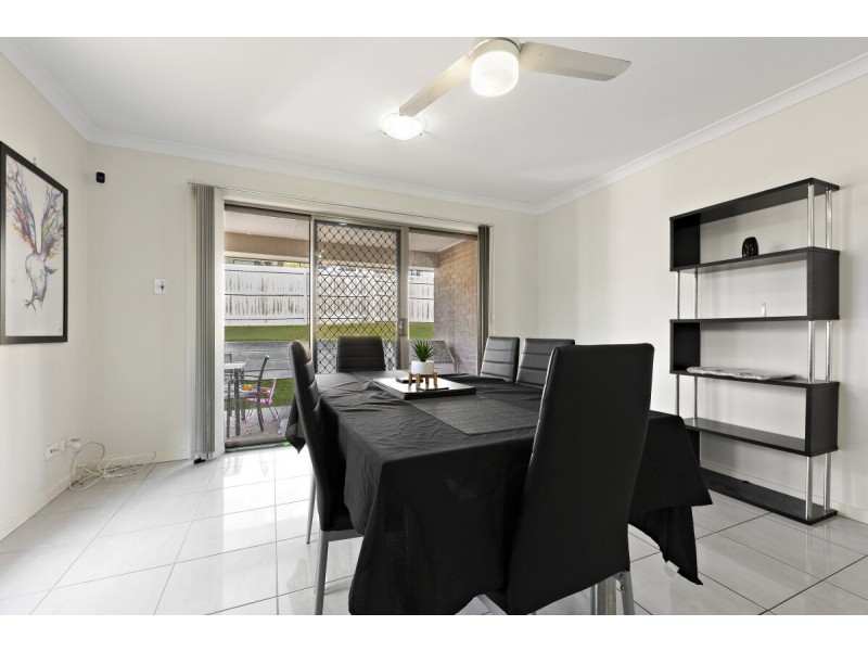 64 Grand Terrace, Waterford QLD 4133