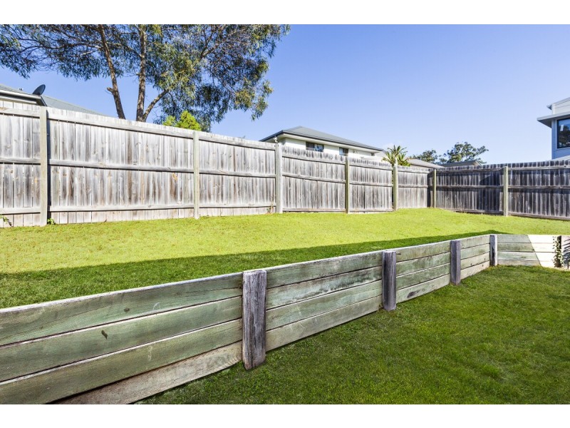 64 Grand Terrace, Waterford QLD 4133