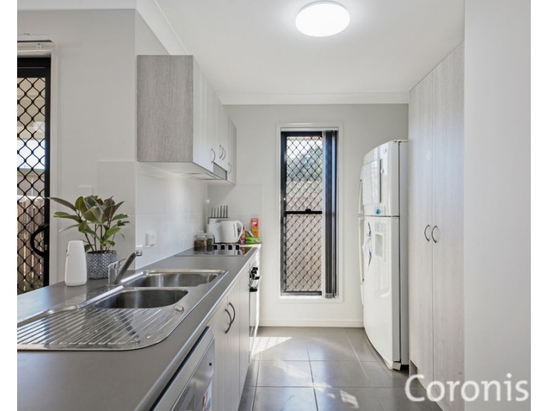 1/3 Sunrise Ct, Loganlea QLD 4131