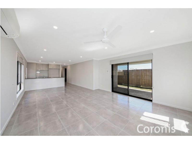 8 Cedarvale Street, South Ripley QLD 4306