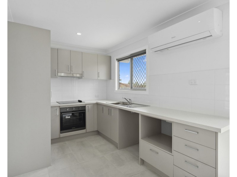 30 Anchusa St, Kingston QLD 4114