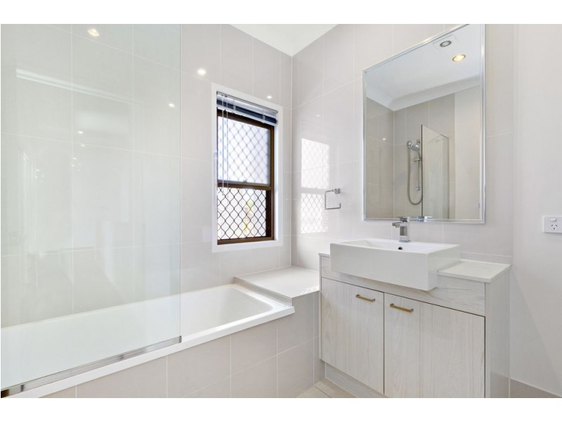 16 Diligent Street, Runcorn QLD 4113