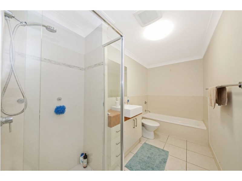 2/26-28 Laughlin Street, Kingston QLD 4114