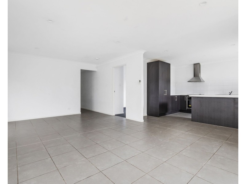 18 Tappen Street, Yarrabilba QLD 4207