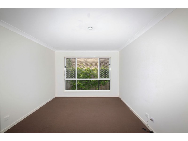 17 Saltram Avenue, Holmview QLD 4207