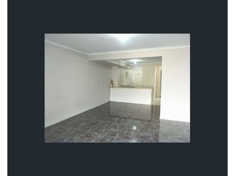 30/50 Castile Crescent, Edens Landing QLD 4207