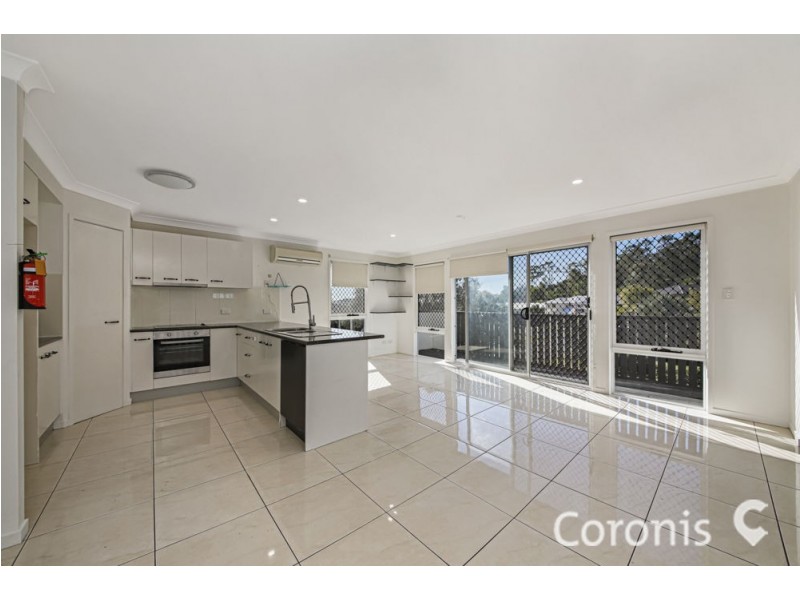 25 Elkins Street, Pacific Pines QLD 4211