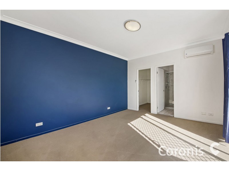 25 Elkins Street, Pacific Pines QLD 4211