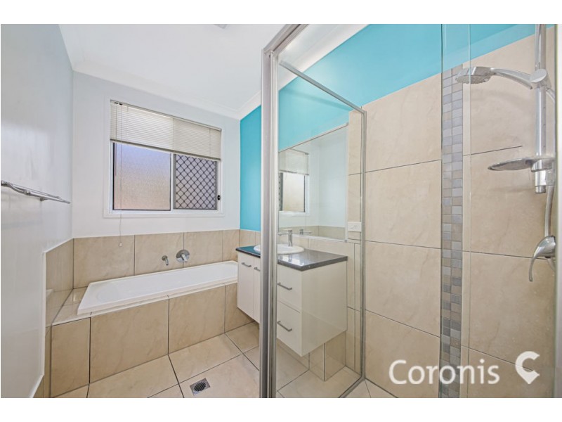 25 Elkins Street, Pacific Pines QLD 4211