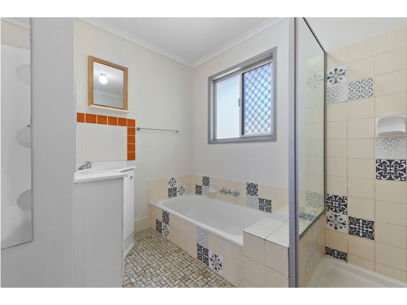 11 Tonya Court, Woodridge QLD 4114