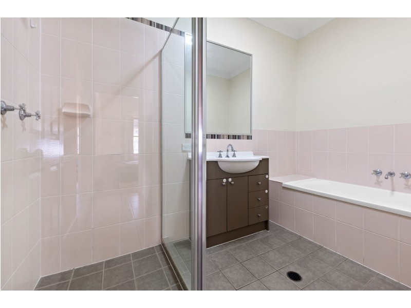 63 Mossman Parade, Waterford QLD 4133