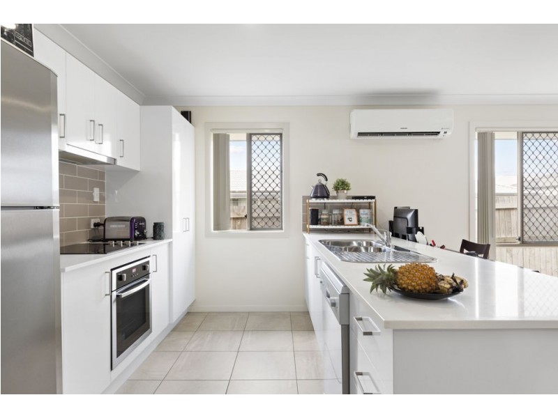 24 Malachite Drive, Logan Reserve QLD 4133