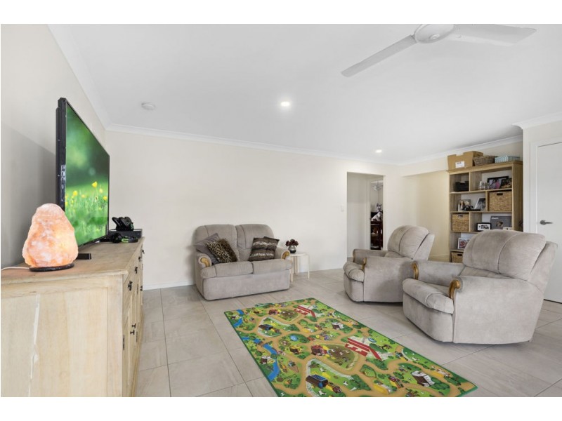 24 Malachite Drive, Logan Reserve QLD 4133